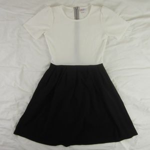 LuLaRoe Amelia Medium Black and White Dress